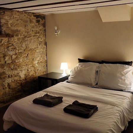 טורונטו Cozy Downtown Private Rooms Near Ago מראה חיצוני תמונה